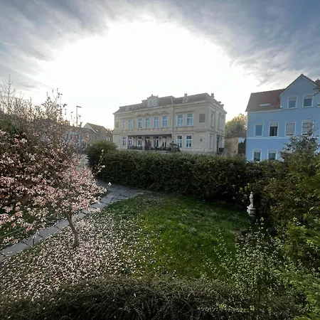 105 Quadratmeter Apartment, Parkplatz, Kinderfreundlich, 6 Personen, Wifi, Vollausgestattete Kueche, Crimmitschau Esterno foto